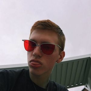 Meet your Posher, Kyle